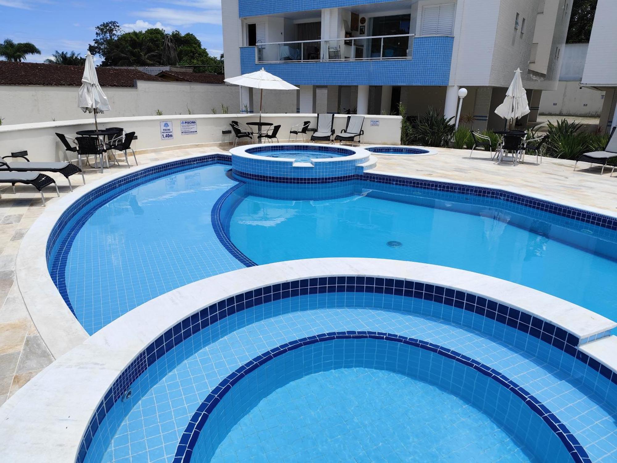Apto Com Ar-Cond E Piscina A 100 M Praia Da Enseada Ubatuba Esterno foto
