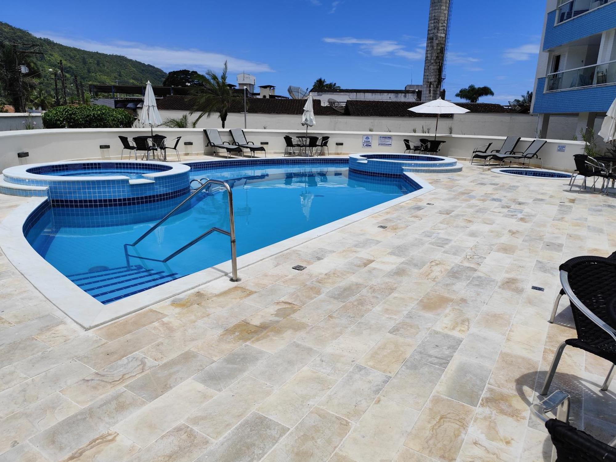 Apto Com Ar-Cond E Piscina A 100 M Praia Da Enseada Ubatuba Esterno foto